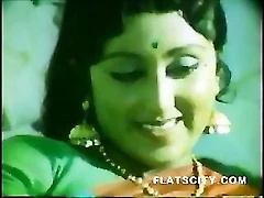 Desi girl's hot Hindi movie with sexy moves